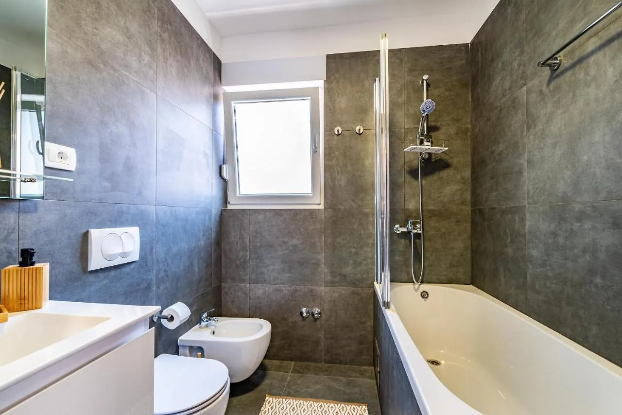 Rooftop Spa Apartment Trogir