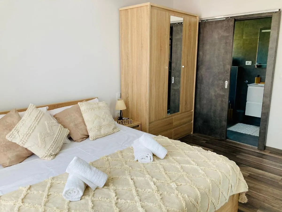 Rooftop Spa Apartment Trogir
